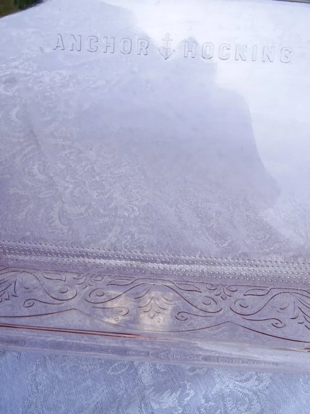 Anchor Hocking Rosewater Laurel -Rectangle Baking Pan Casserole Dish Pink 9